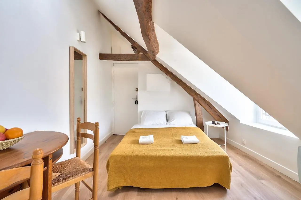 Charming 1 Bedroom Apt In The Heart Of パリ アパート