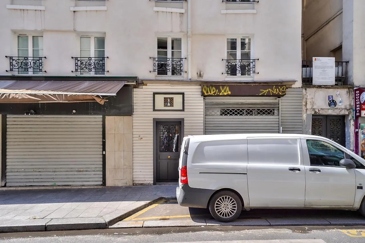 Charming 1 Bedroom Apt In The Heart Of Paris 0*,